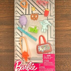 💕**NEW** BARBIE MATTEL Storytelling Carnival Accessories Doll Fashion Pack💕